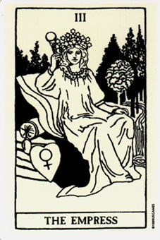 ҹ - Glow In The Dark Tarot - Ů - The Empress