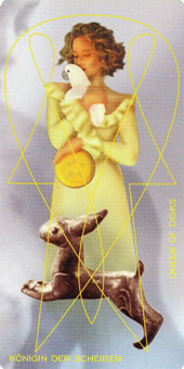 ǵﰲ - Adrian Tarot - Ǯ - Queen Of Pentacles